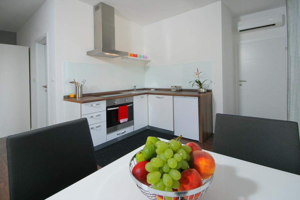 Charm Apartments And Rooms Trogir Room photo